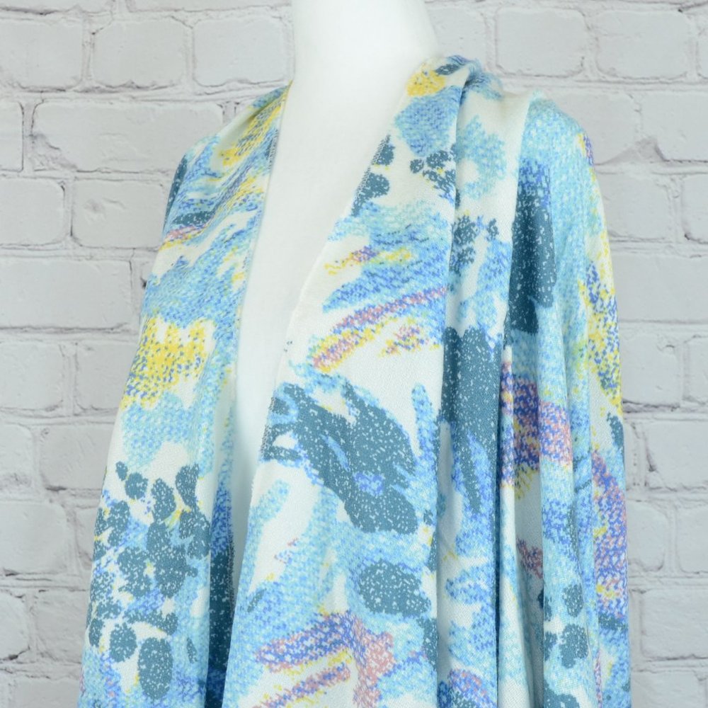 NEW! Woven Heart Lightweight Scarf / Wrap… - Picture 6 of 7